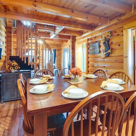 Lovely Gatlinburg Cabin With Private Hot Tub! מראה חיצוני תמונה