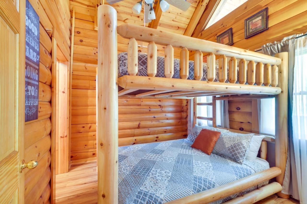 Lovely Gatlinburg Cabin With Private Hot Tub! מראה חיצוני תמונה